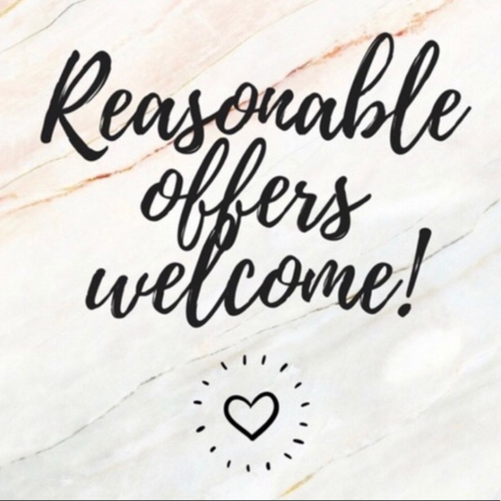 REASONABLE OFFERS ARE ALWAYS WELCOME! 🧚🏼‍♀️